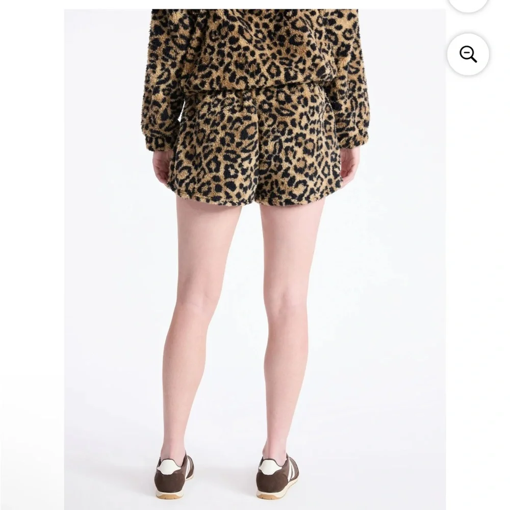 No Boundaries Plush Shorts - Picture 5 of 6